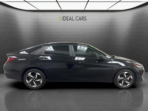Phantom Black 2023 Hyundai ELANTRA SEL