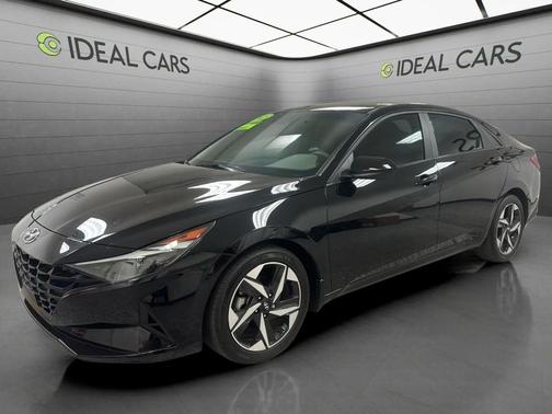 Phantom Black 2023 Hyundai ELANTRA SEL
