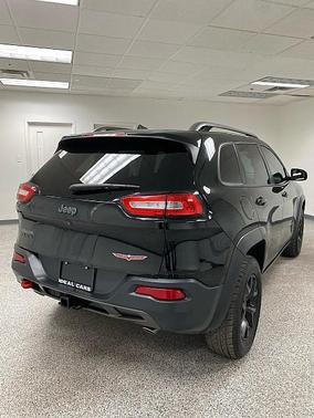 2017 Jeep Cherokee Trailhawk