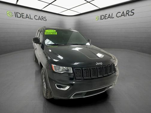 Diamond Black Crystal Pearlcoat 2018 Jeep Grand Cherokee Limited