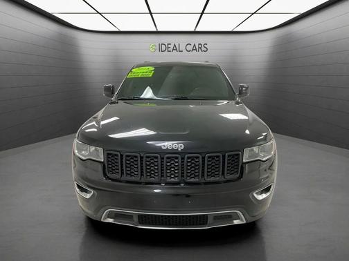 Diamond Black Crystal Pearlcoat 2018 Jeep Grand Cherokee Limited