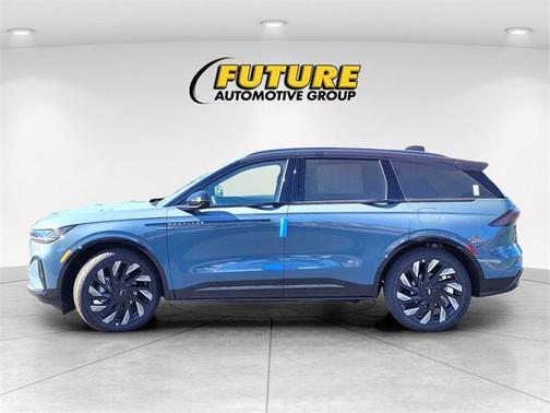 2025 Lincoln Nautilus Reserve