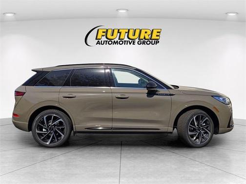 2025 Lincoln Corsair Grand Touring