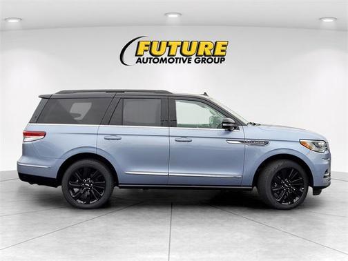 2024 Lincoln Navigator Black Label