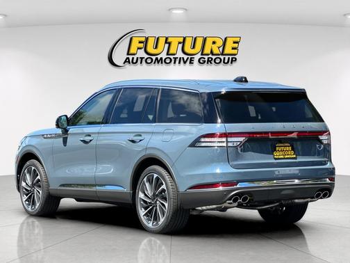 Whisper Blue Metallic Clearcoat 2026 Lincoln Aviator Reserve AWD