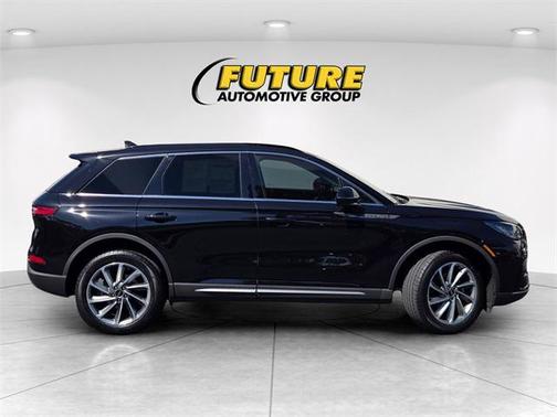 2025 Lincoln Corsair Premiere