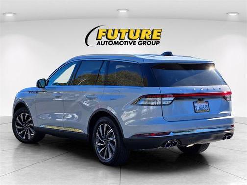 2025 Lincoln Aviator Premiere