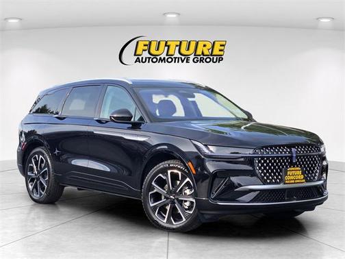 2025 Lincoln Nautilus Reserve