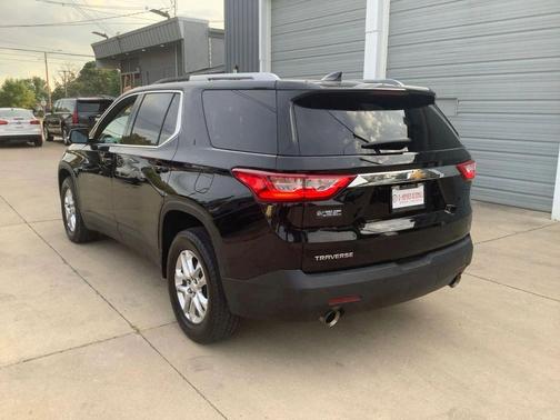 2018 Chevrolet Traverse LT Cloth