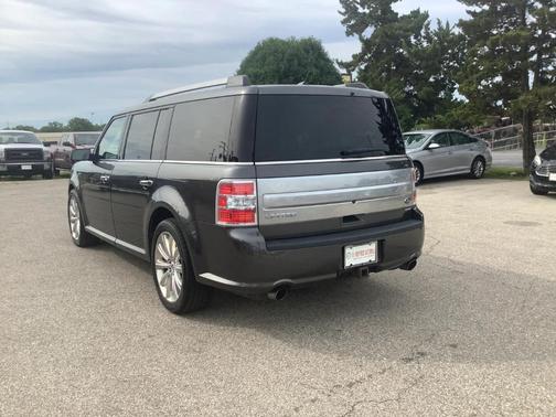 Gray 2018 Ford Flex Limited w/EcoBoost
