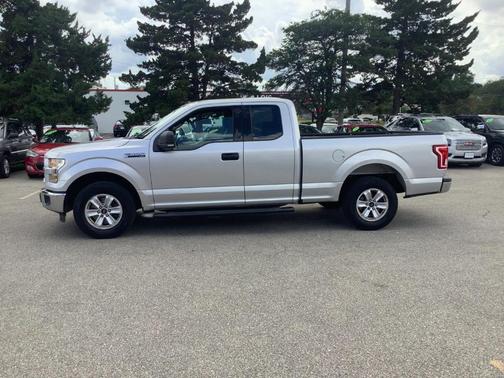 Ingot Silver Metallic 2015 Ford F-150 XLT