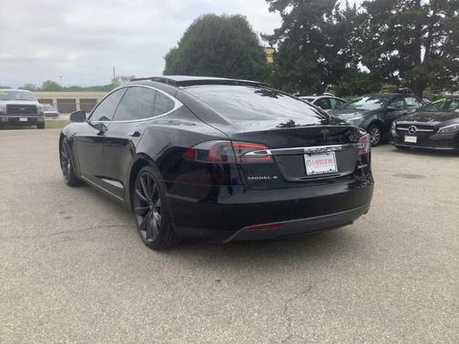 Black 2015 Tesla Model S 70