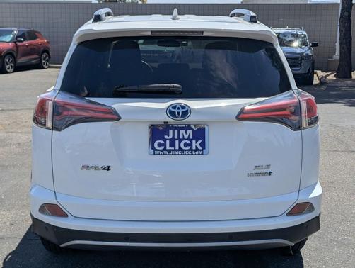 Super White 2017 Toyota RAV4 Hybrid XLE