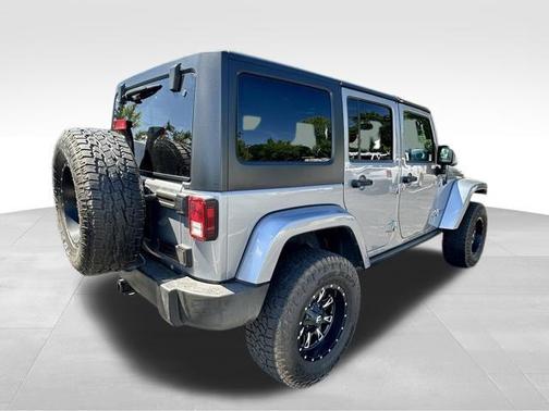 Billet Silver Metallic Clearcoat 2017 Jeep Wrangler Unlimited Rubicon