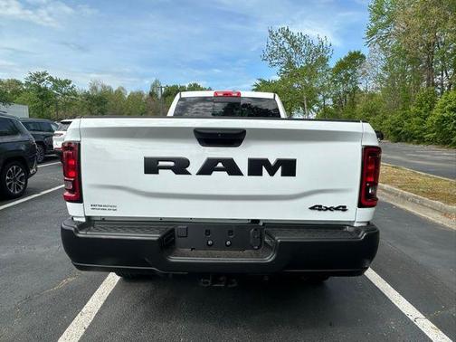 2025 RAM 2500 Tradesman Crew Cab 4x4 8' Box