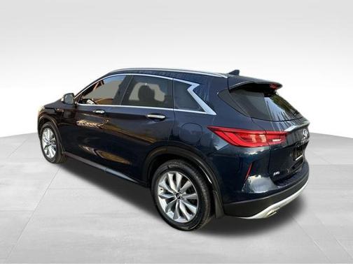 2022 INFINITI QX50 LUXE AWD