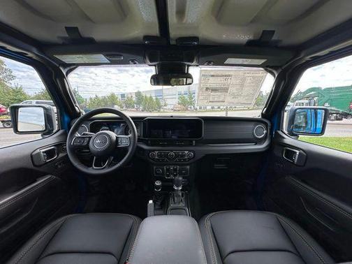 2025 Jeep Gladiator High Tide