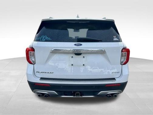 STAR WHITE MET TRI-COAT 2021 Ford Explorer Platinum