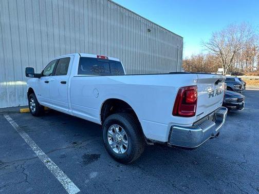 2026 RAM 2500 Big Horn Crew Cab 4x4 8' Box