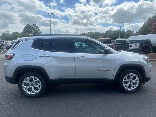 2025 Jeep Compass Latitude
