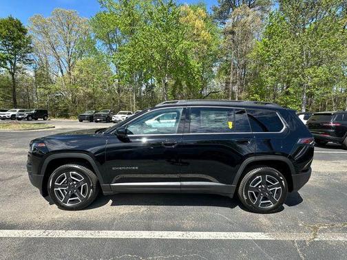 Diamond Black Crystal Pearlcoat 2026 Jeep Cherokee Limited