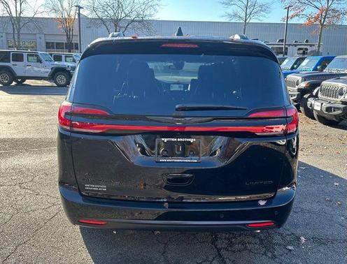 2026 Chrysler Pacifica Limited