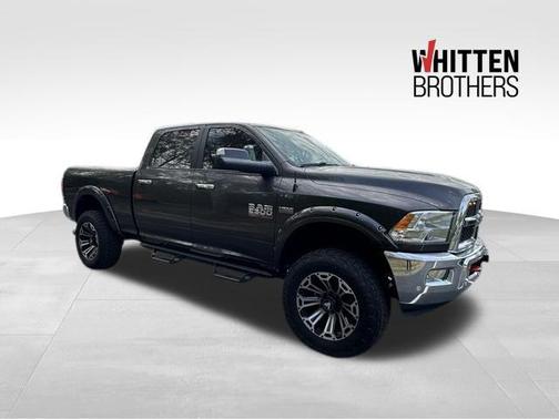 2017 RAM 2500 Big Horn Crew Cab 4x4 6'4' Box