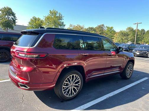 2025 Jeep Grand Cherokee L Summit