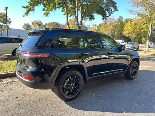 2025 Jeep Grand Cherokee Altitude