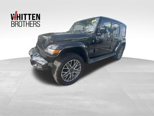 Black Clearcoat 2024 Jeep Wrangler 4xe High Altitude