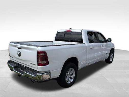 Ivory White Tri-Coat Pearlcoat 2023 RAM 1500 Laramie