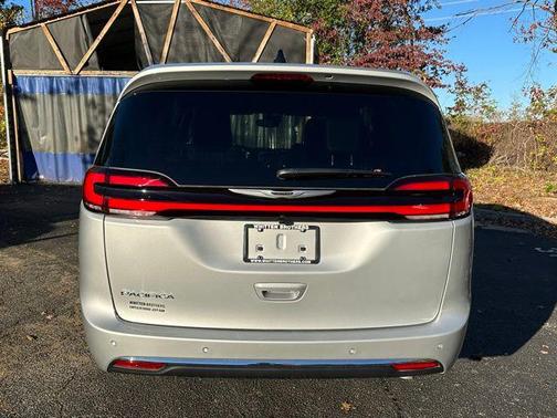 2026 Chrysler Pacifica L