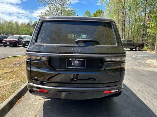 High Gloss Black 2026 Jeep Grand Wagoneer Limited Reserve 4x4