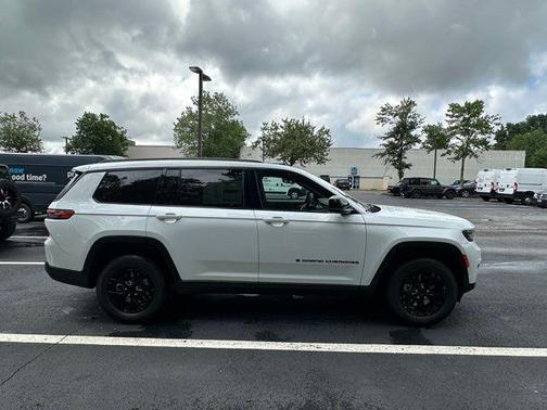 2025 Jeep Grand Cherokee L Altitude