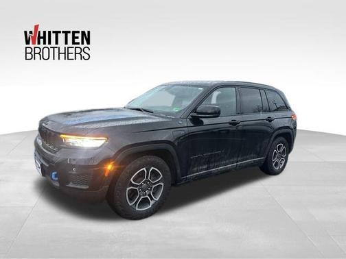 2022 Jeep Grand Cherokee 4xe Trailhawk