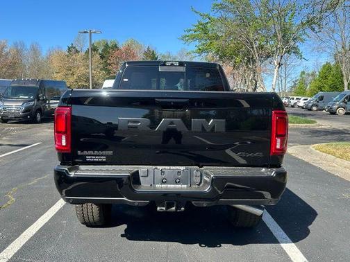 2025 RAM 2500 Laramie Crew Cab 4x4 6'4' Box