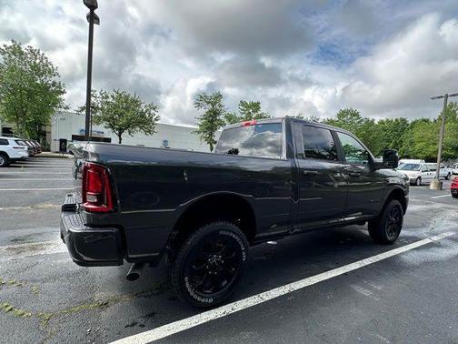 2025 RAM 2500 Big Horn Crew Cab 4x4 6'4' Box