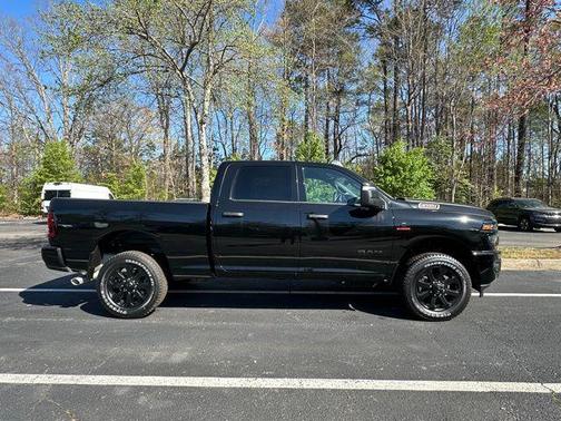 2025 RAM 2500 Big Horn Crew Cab 4x4 6'4' Box