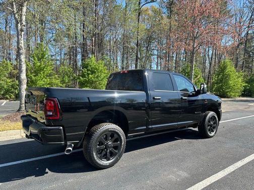 2025 RAM 2500 Big Horn Crew Cab 4x4 6'4' Box