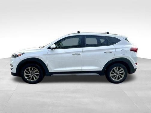 2017 Hyundai TUCSON SE Plus