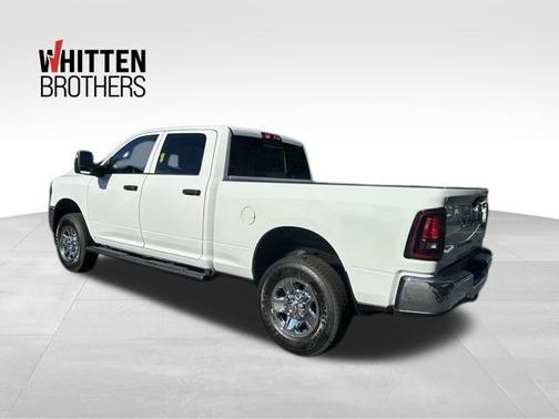 2025 RAM 2500 Tradesman Crew Cab 4x4 6'4' Box