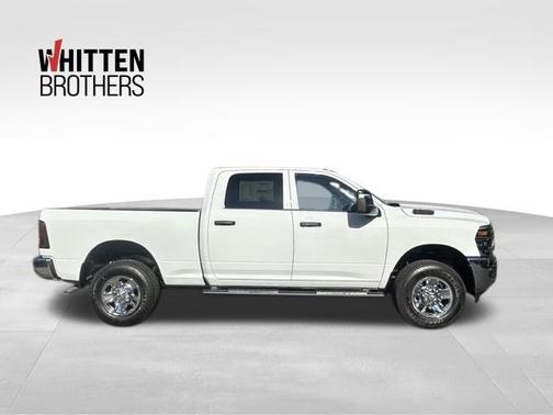 2025 RAM 2500 Tradesman Crew Cab 4x4 6'4' Box