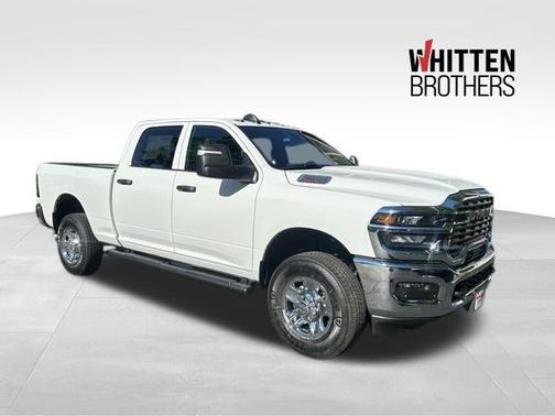 2025 RAM 2500 Tradesman Crew Cab 4x4 6'4' Box