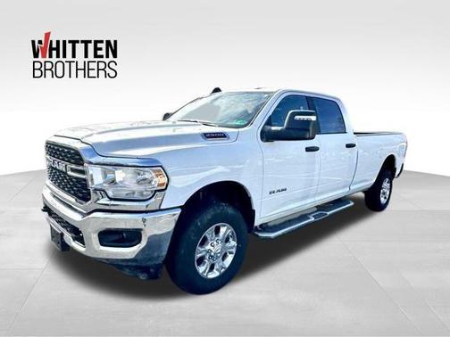 2024 RAM 2500 Big Horn Crew Cab 4x4 8' Box
