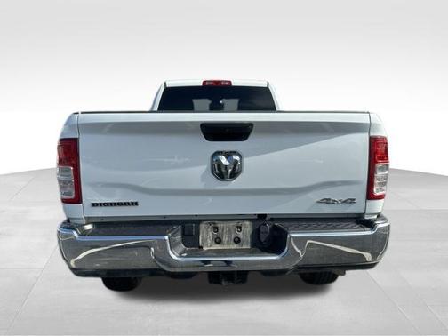 2024 RAM 2500 Big Horn Crew Cab 4x4 8' Box