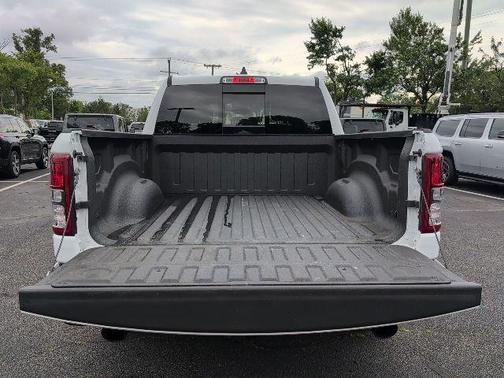 Bright White Clearcoat 2022 RAM 1500 Big Horn/Lone Star