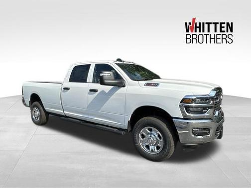 2025 RAM 2500 Tradesman Crew Cab 4x4 8' Box