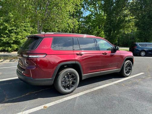 2025 Jeep Grand Cherokee L Altitude
