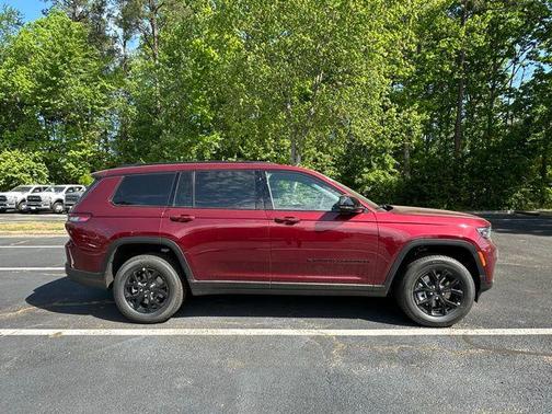 2025 Jeep Grand Cherokee L Altitude