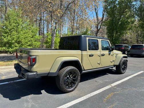 2025 Jeep Gladiator Nighthawk